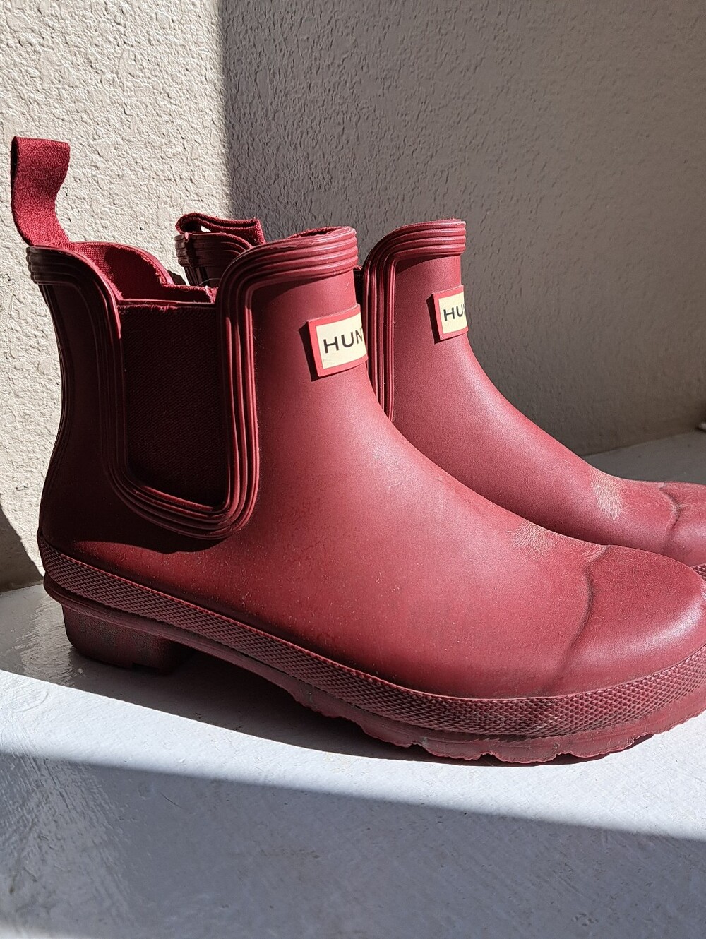 Hunter Women's Short Chelsea Rain Boots - Red